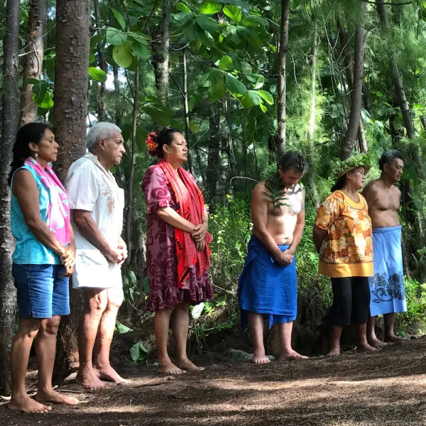 Hinano with members of the Cultural Comittee